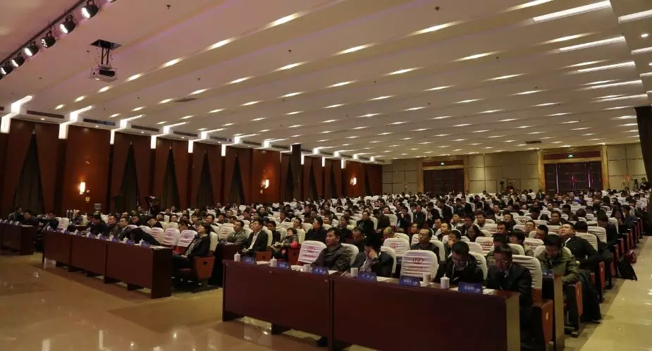 全國光伏“領(lǐng)跑者”現(xiàn)場交流會 全國光伏“領(lǐng)跑者”現(xiàn)場交流會